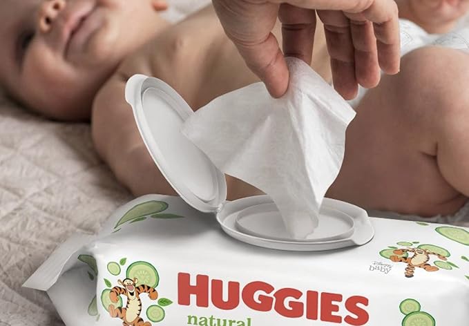 HUGGIES Refreshing Clean Baby Wipes, Disposable Soft Pack (8-Pack, 448 Sheets Total), Scented, Alcohol-Free, Hypoallergenic, Size 1