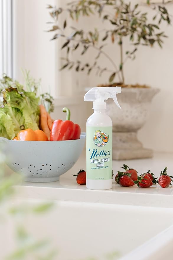 Nellie's Fruit & Veggie Wash - Produce Cleaner for Pesticides, Preservatives, and Contaminants - Odorless and Tasteless Formula - Gluten-Free, Vegan, and Safe for All Produce (16 fl oz)