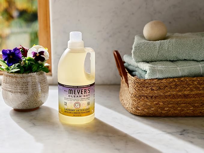 MRS. MEYER'S CLEAN DAY Liquid Laundry Detergent, Biodegradable Formula Infused with Essential Oils, Compassion Flower, 64 oz - Pack of 2 (128 Loads)