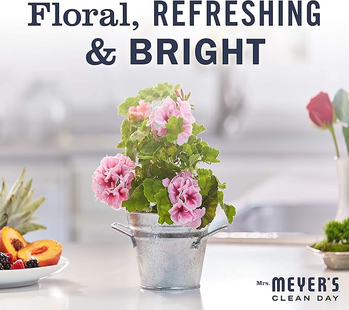 MRS. MEYER'S CLEAN DAY Multi-Surface Everyday Cleaner, Geranium Scent 16 Fl Oz (Pack of 2)