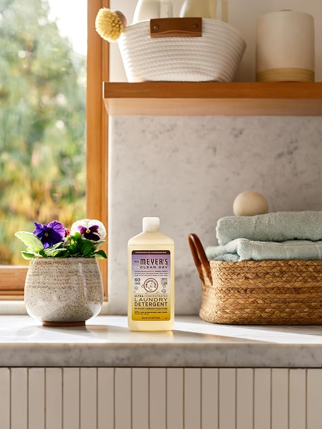 MRS. MEYER'S CLEAN DAY Ultra Concentrated Laundry Detergent, Compassion Flower Scent, 24.3 fl oz