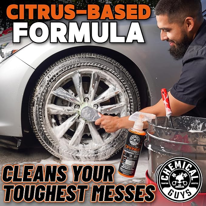 Chemical Guys Signature Series Orange Degreaser, Heavy-duty All-purpose Cleaner For Engines, Tires, Undercarriages & More, Professional Strength Formula, Breaks Down Grease, Oil & Grime - 128 fl oz